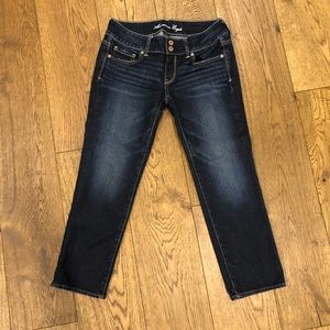 Size 4 style: artist American eagle jeans